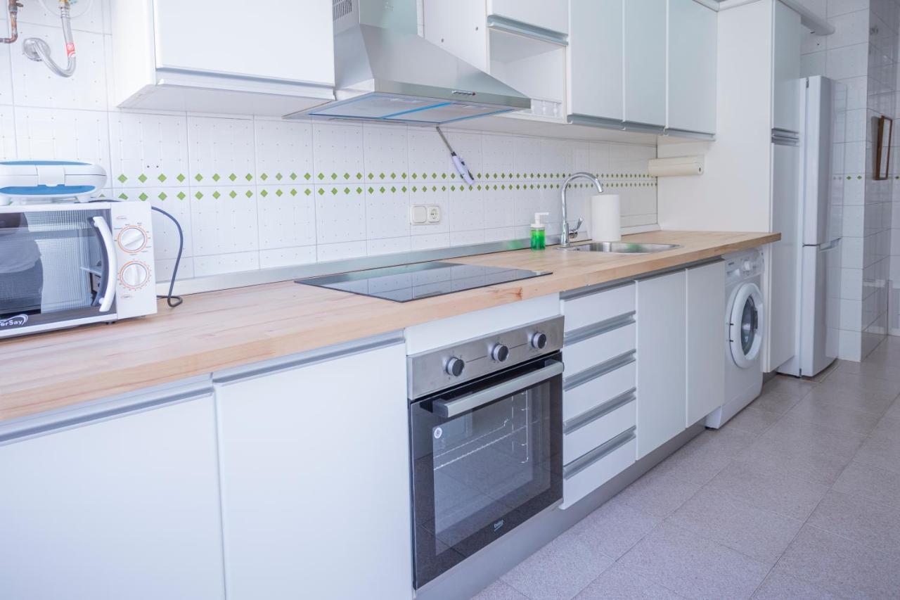 Apartamento Parque Mediterraneo Малага Экстерьер фото