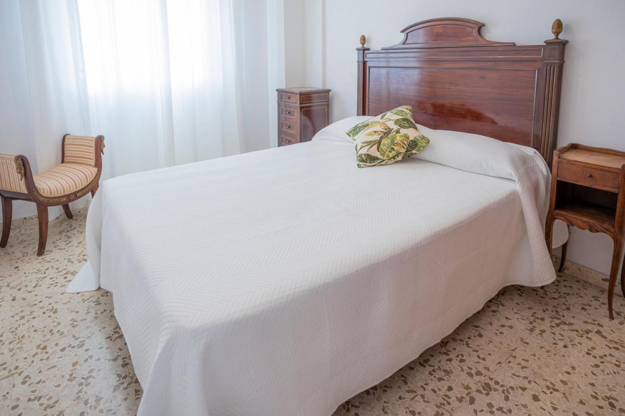 Apartamento Parque Mediterraneo Малага Экстерьер фото